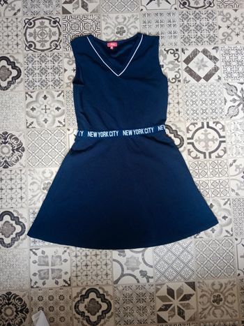 Robe bleu marine sans manche fluide taille m