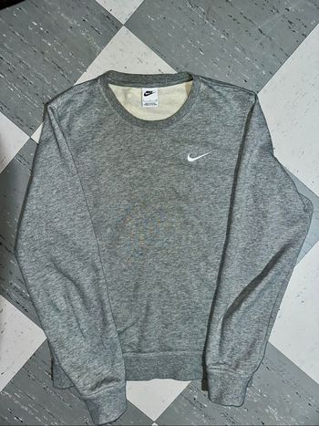 Sweat Nike gris