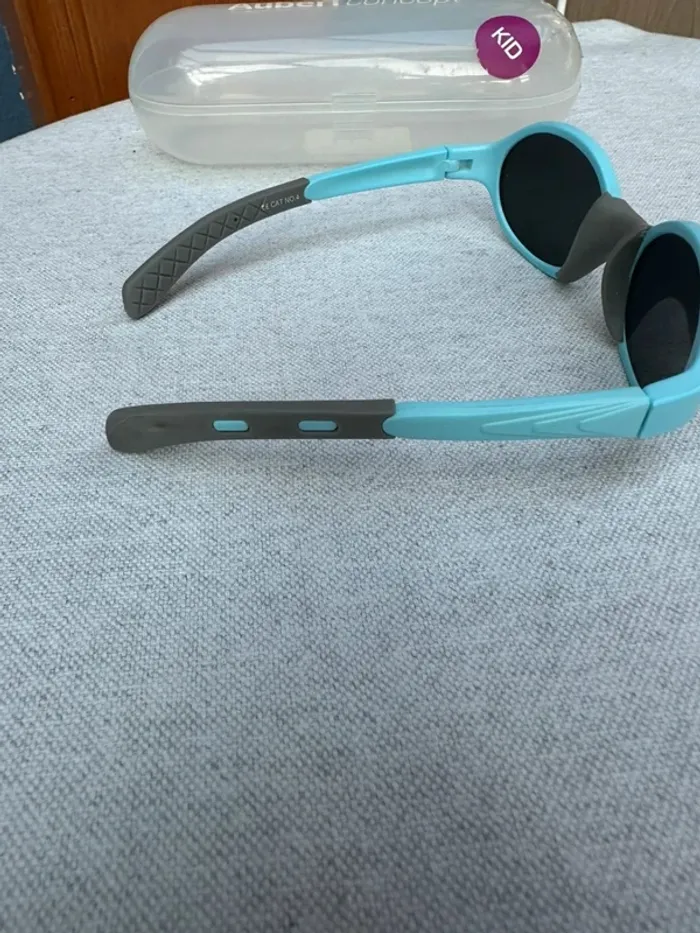 Lunette de soleil bébé Aubert bleu ciel - photo numéro 7
