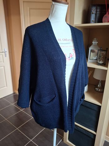 Gilet bleu marine manches 3/4