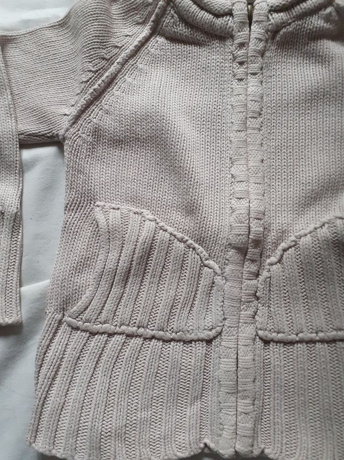 Veste épaisse crème à capuche avec des poches - photo numéro 2