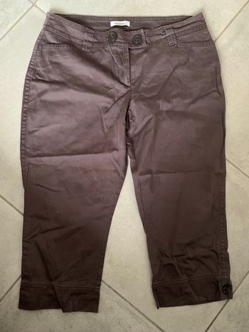 Pantacourt marron taille 44