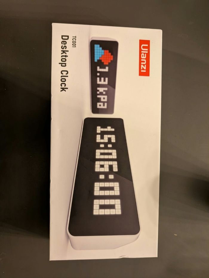 Horloge ulanzi comme neuve - photo numéro 3