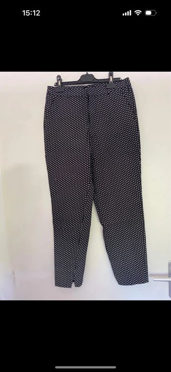 Pantalon noir petits motifs blanc