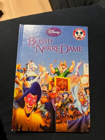 Livre pour enfants Disney le bossu de notre dame