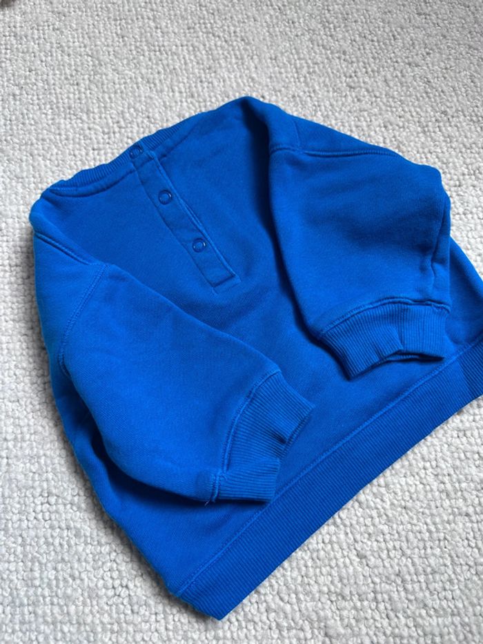 Sweat bleu Kiabi - photo numéro 4