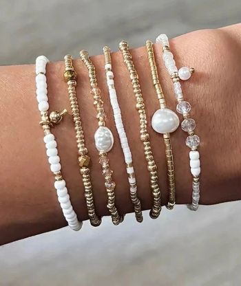 Ensemble de bracelets élastiques bohèmes en perles blanches et dorées