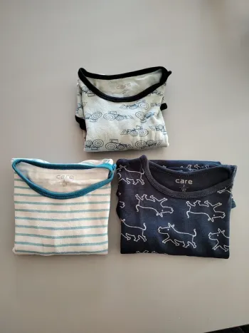 Lot de 3 bodys MC Care T.2A