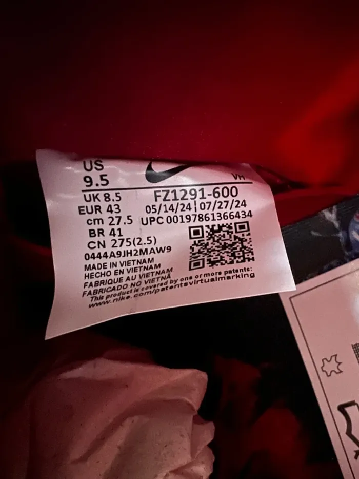 Nike SB Dunk The Wizard of Oz Poppy Field - photo numéro 9