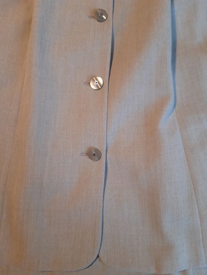 Taille jupe et veste manches courte - photo numéro 4