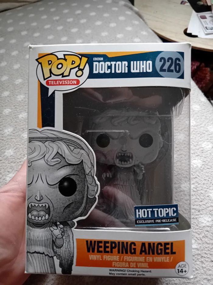 Funko pop doctor who weeping angel hot topic