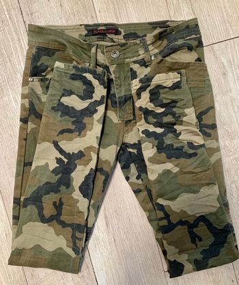 Pantalon imprimé camouflage