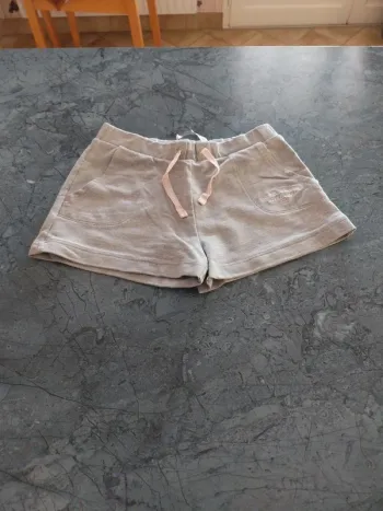 Short 8 ans