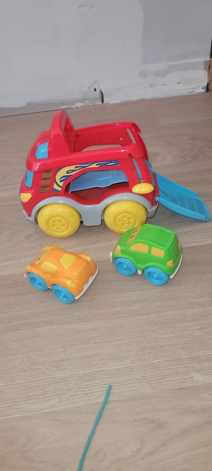 Camion + voiture - photo numéro 3
