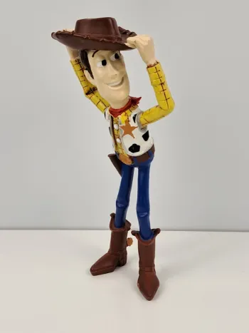 Figurine de Woody dans Toy Story de Walt Disney et Pixar