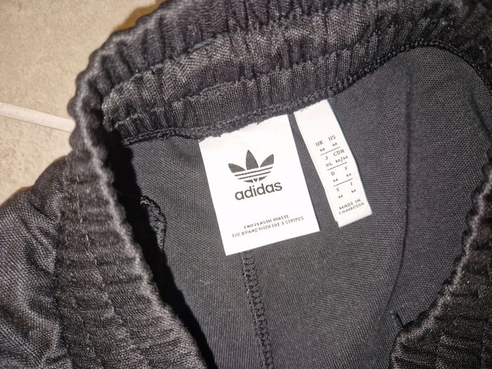 Pantalon adidas originals taille M comme NEUF - photo numéro 4