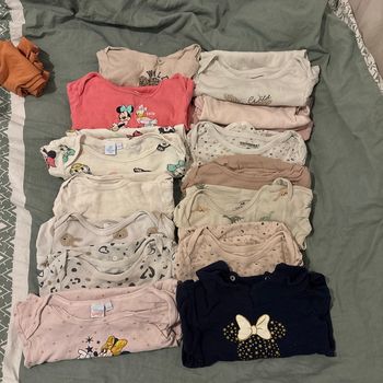 Lot de 14 body fille