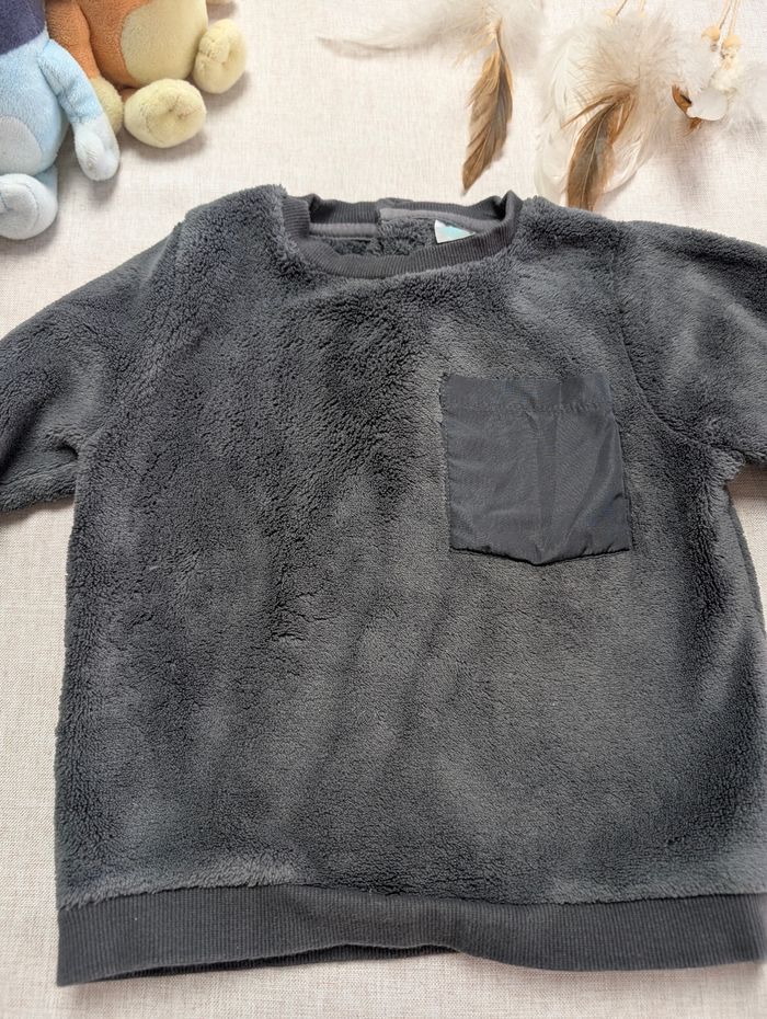 Pull hiver bien chaud - photo numéro 2