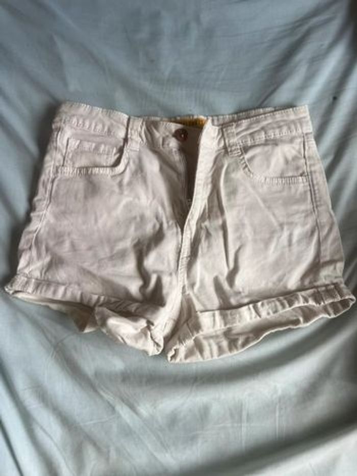 Short blanc taille haute Jennyfer