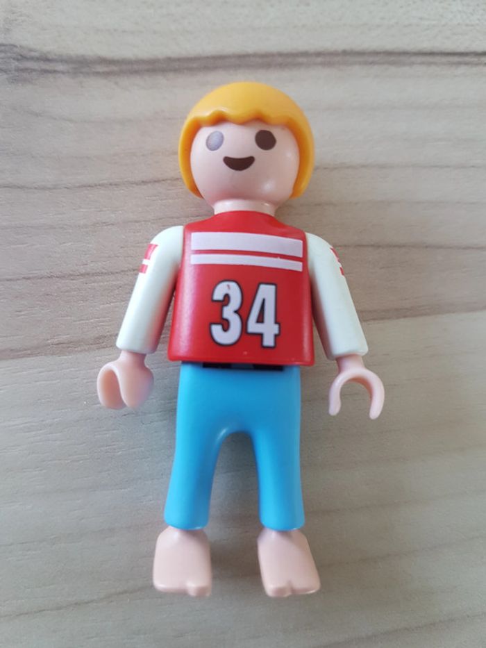 Petit garçon Playmobil - photo numéro 3
