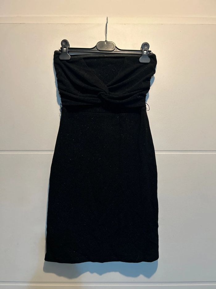 Robe noir pailletée