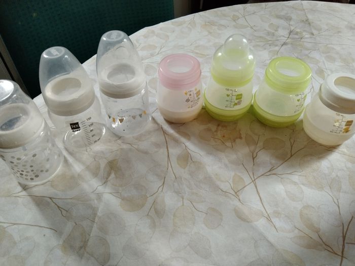 Biberon , 4 mam,,1  tex , 1 Tiger , 1 nuk