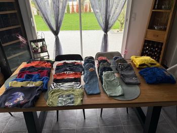 Lot d’habilles 6 ans en très bon état