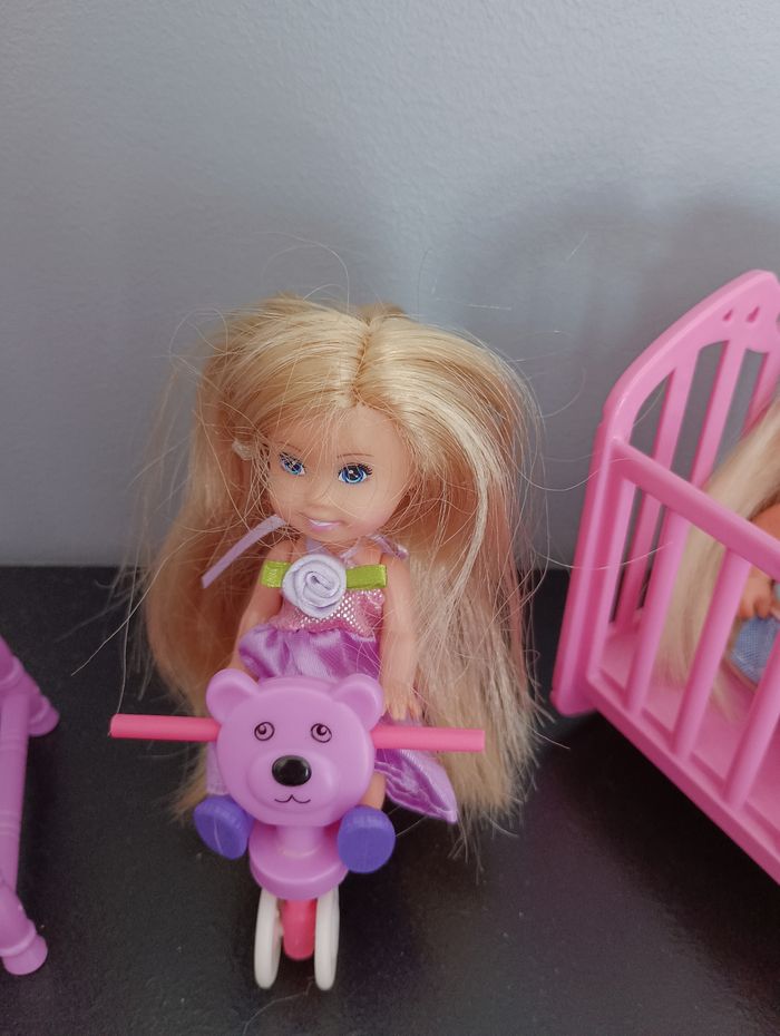 Poupée enfants type Barbie - photo numéro 3