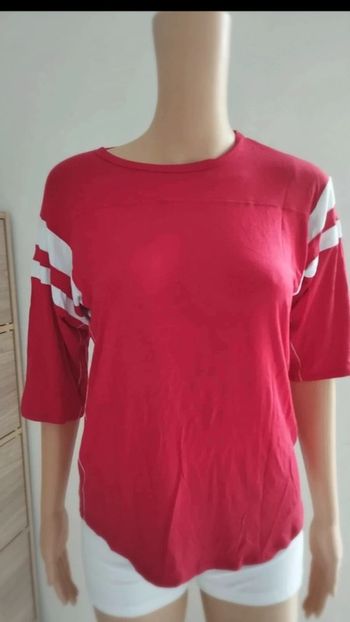 Tee-shirt rouge bandes  blanche  taille  36 femme