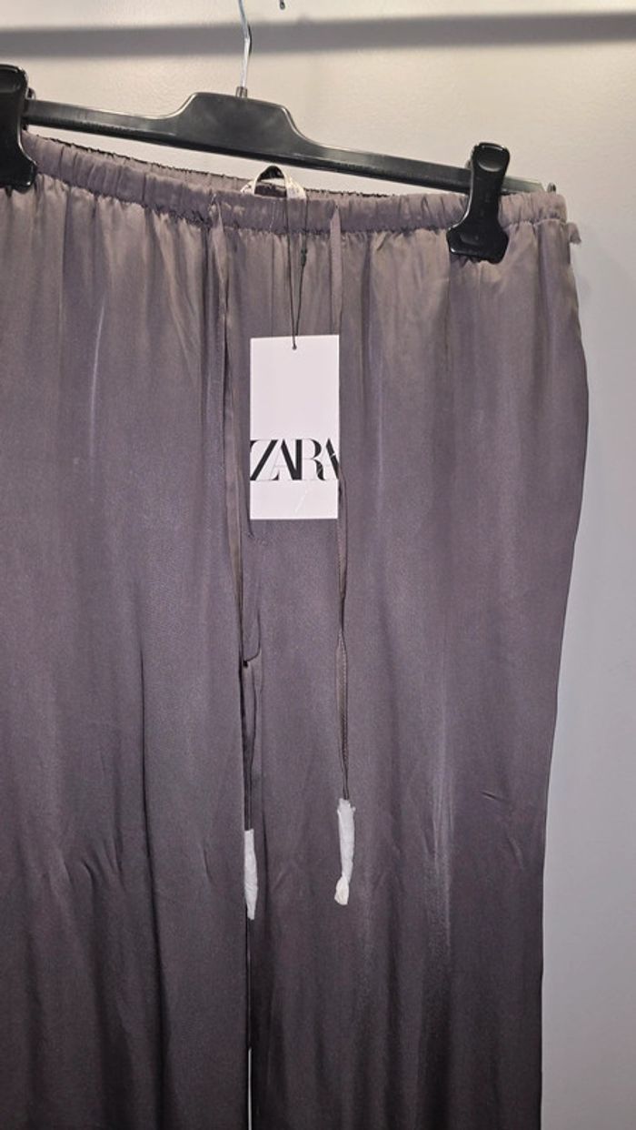 Pantalon effet satiné perles Zara - photo numéro 3
