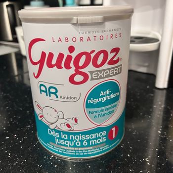 Lait infantile 0-6 moins AR Guigoz Lot 2 boîte