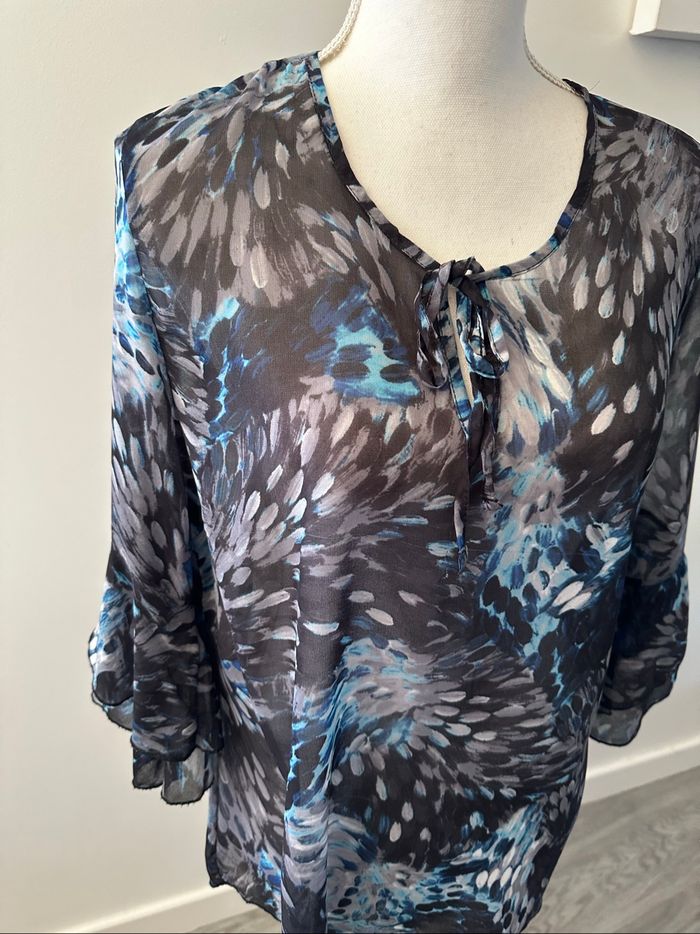Blouse bariolée bleue et grise T38 M - photo numéro 2