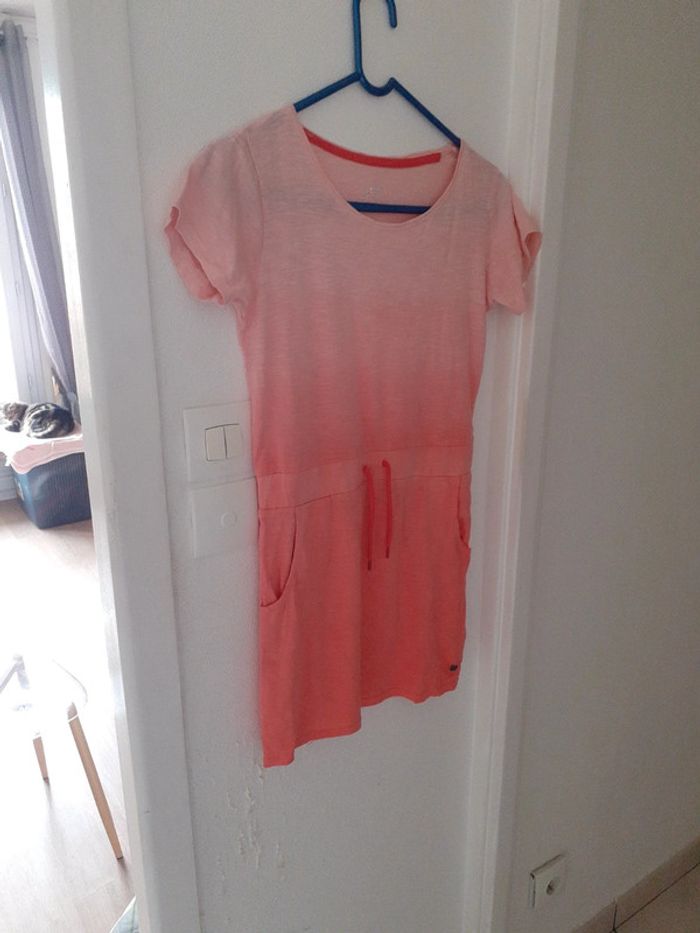 Robe courte