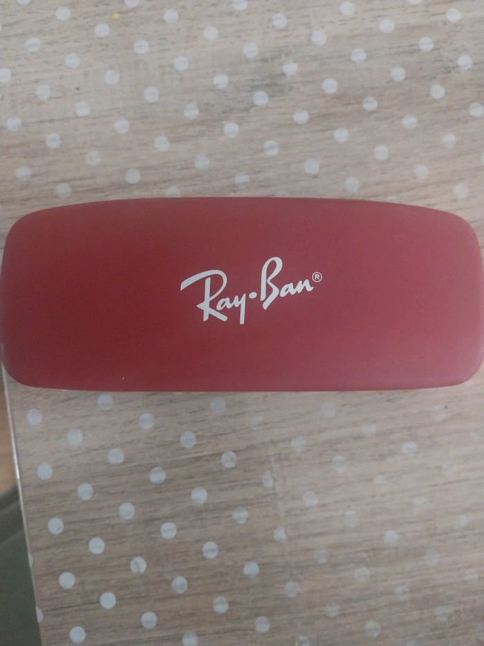 Coque pour lunettes rayban
