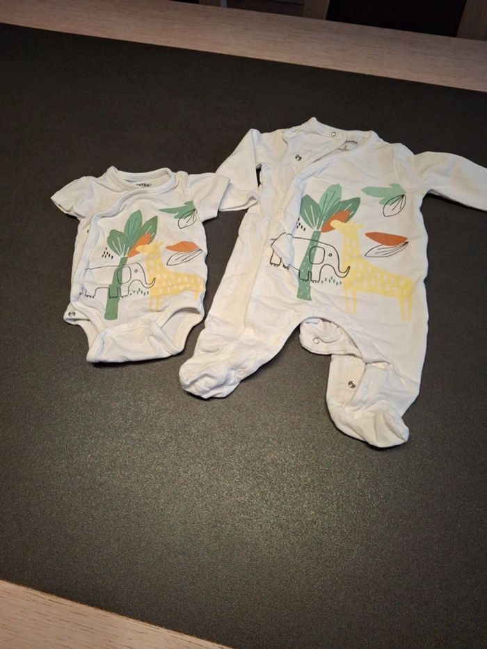 Pyjama et bodie 3 mois