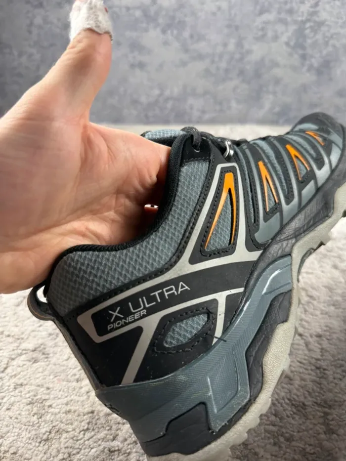 Salomon X Ultra Pioneer Gore-Tex - Black & Blue & Orange - photo numéro 16