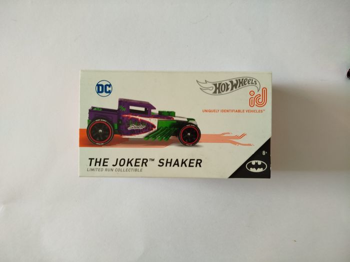 Hot Wheel The Joker Shaker ID: Batman Bone Shaker  2021 - photo numéro 6