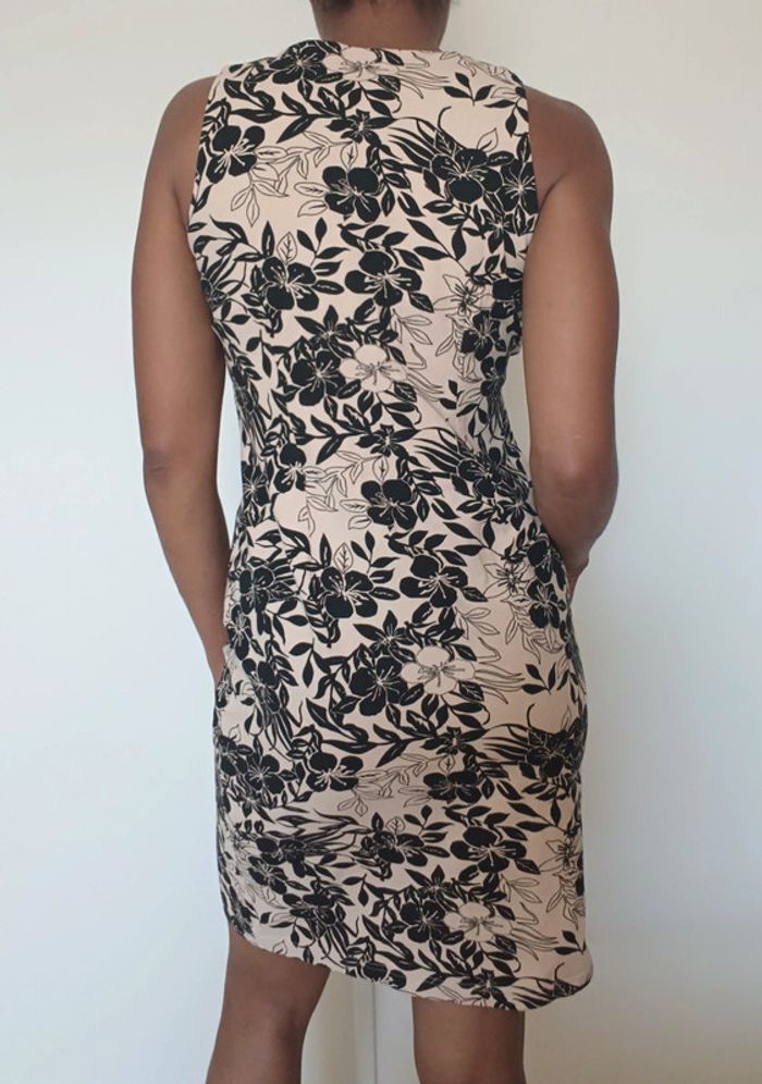 Robe à fleurs 3 Suisses T38 - photo numéro 3