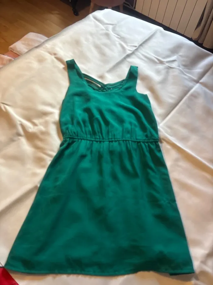 Robe verte - photo numéro 5