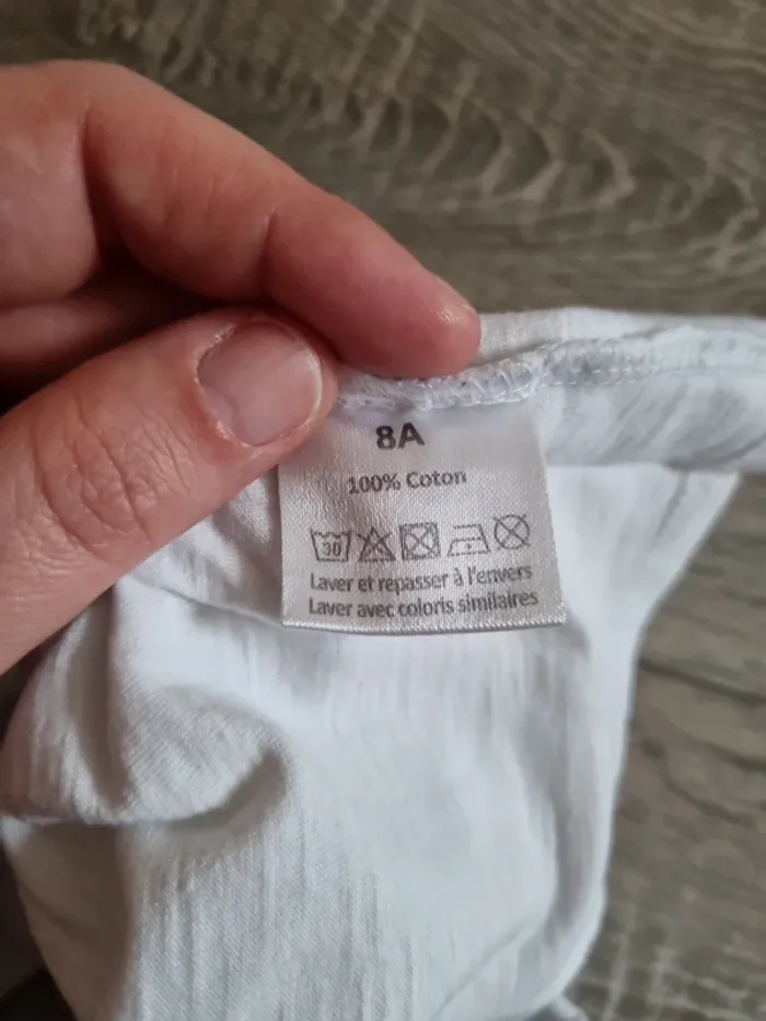 Tee shirt 8 ans - photo numéro 2