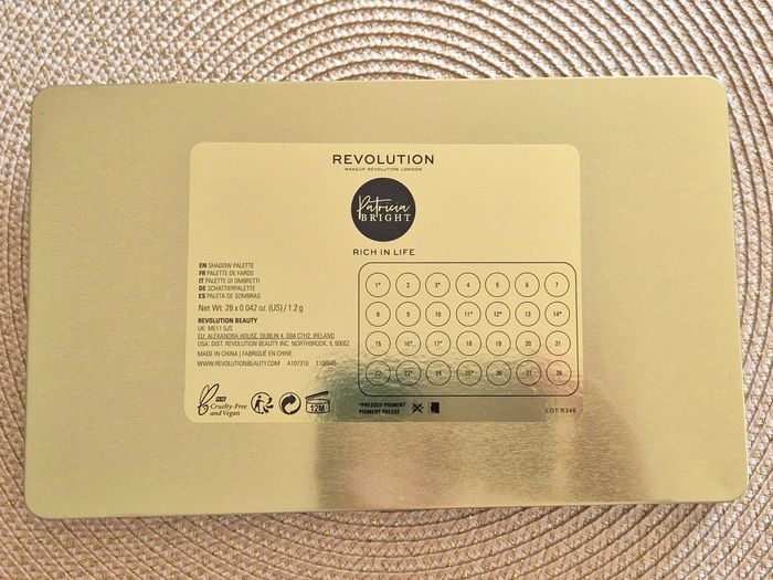 Palette 28 fards à paupières Patricia Bright - photo numéro 5