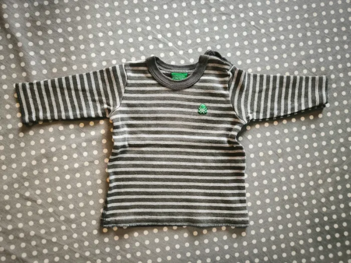 Ensemble gris et blanc 3mois - photo numéro 2