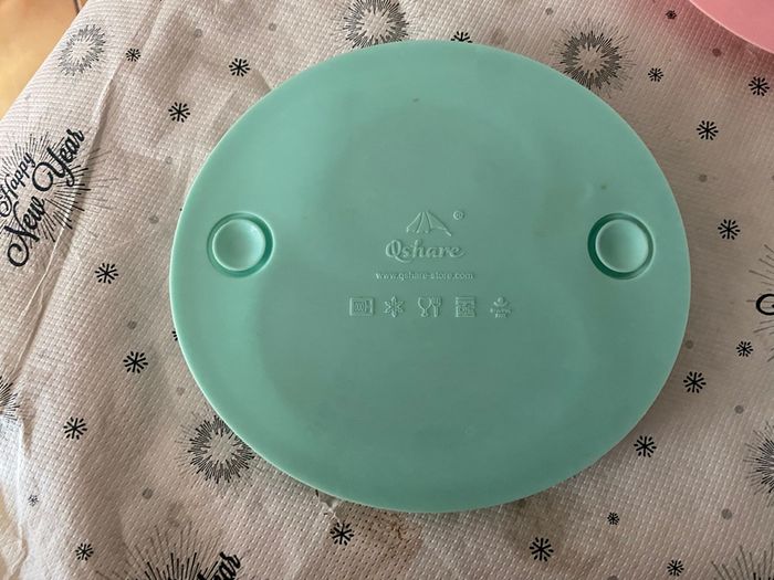 Assiette ventouse occasion en silicone - photo numéro 2