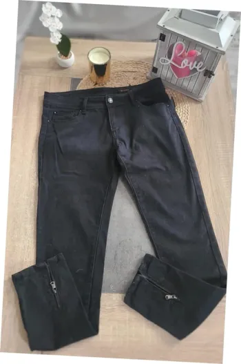 Pantalon noir taille XL