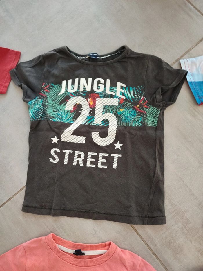 Lot de 10 Tshirt garçon été 5-6 ans - photo numéro 10