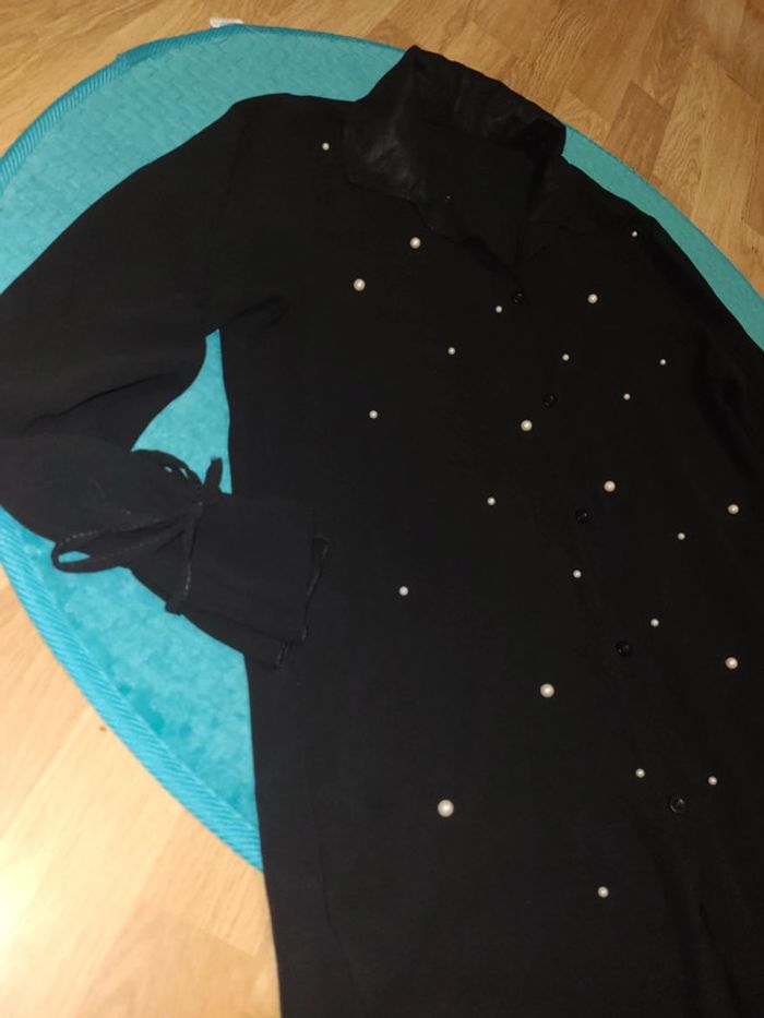 Chemise longue avec perle blanche - photo numéro 2