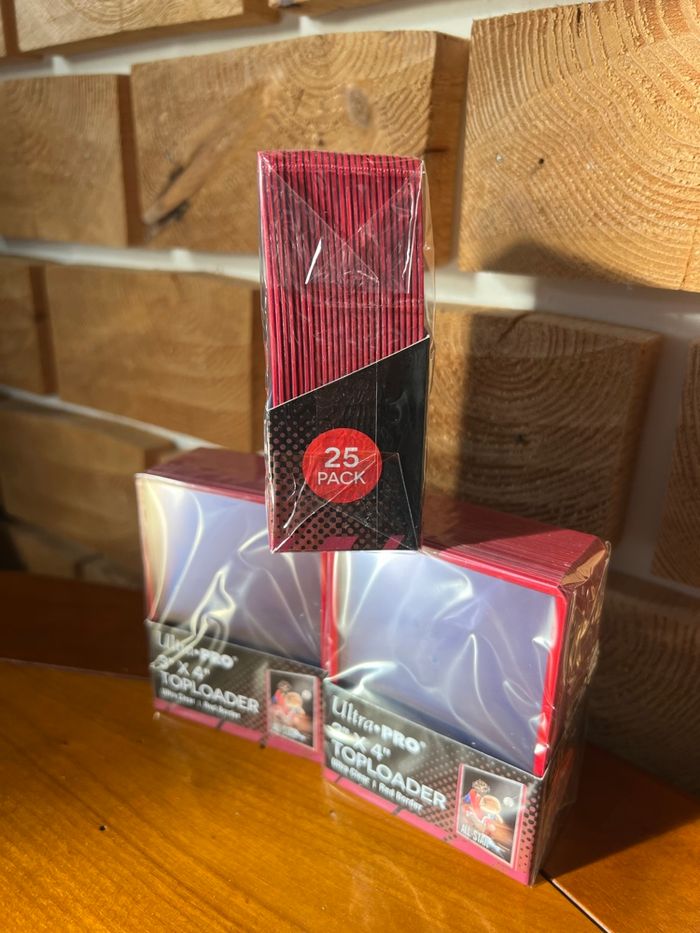 Lot 3x25 top loaders rouge Ultra Pro - photo numéro 3