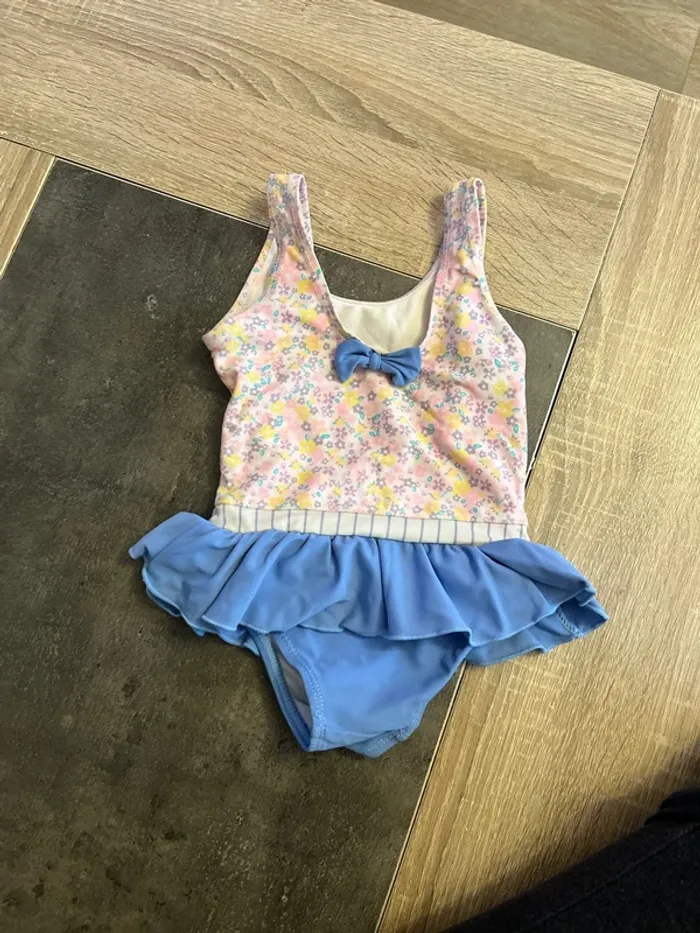 Maillot 6-9 mois - photo numéro 2