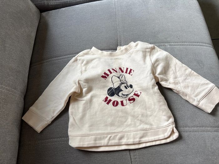 Pull Minnie 12 mois comme neuf