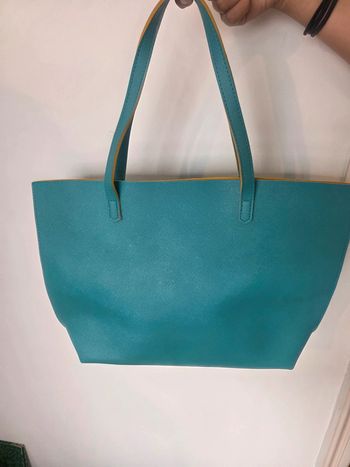 Sac à main turquoise

Pierre fabre